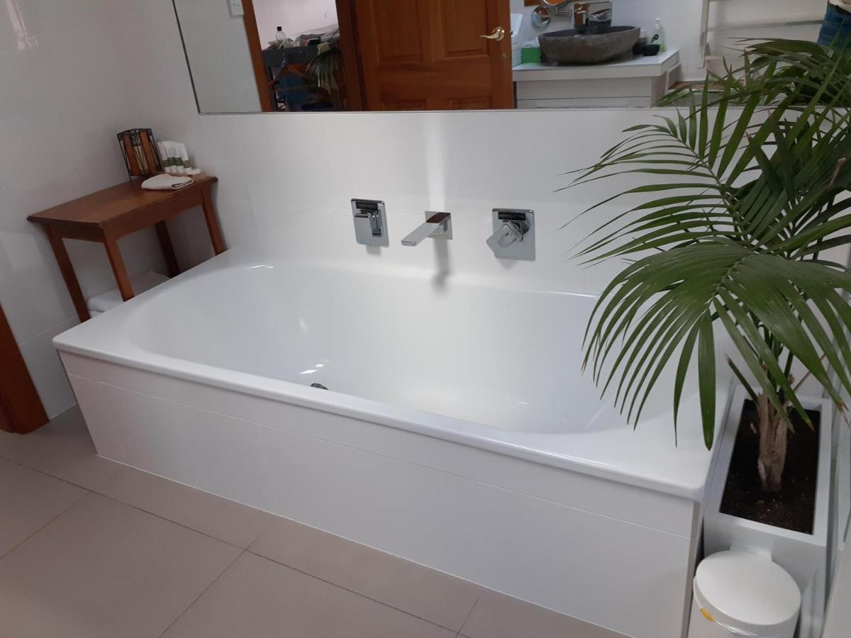Tarawhata Thermal Apartment New Plymouth Eksteriør bilde